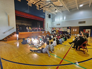 Ridge Ranch students watching spelling bee